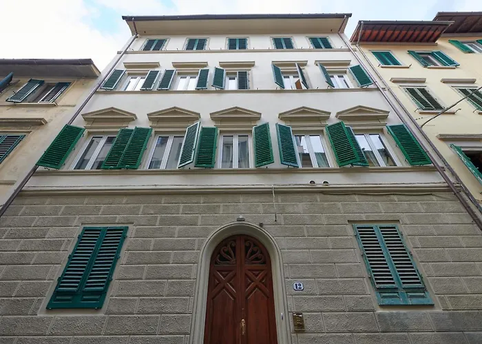 &Us Santa Croce